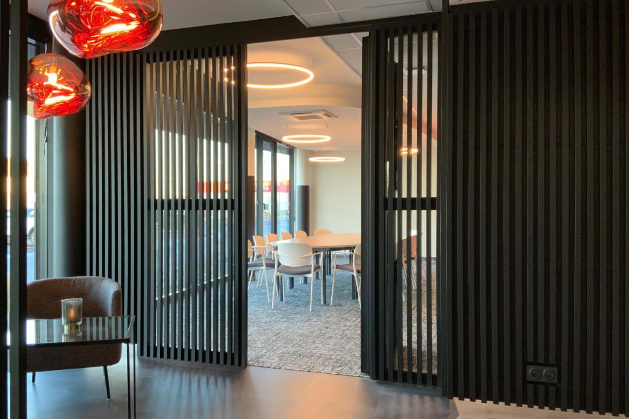 Hotel Akena Troyes - La Chapelle St-Luc Les Noes-pres-Troyes Экстерьер фото